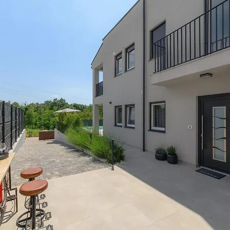 Holiday home Diva Porec